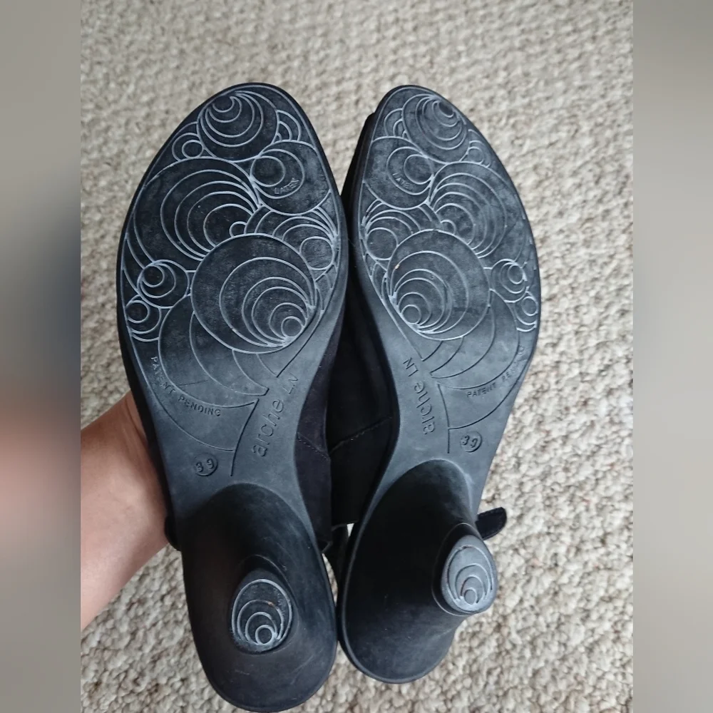 Arche Black Leather Slingback Sandals size 8